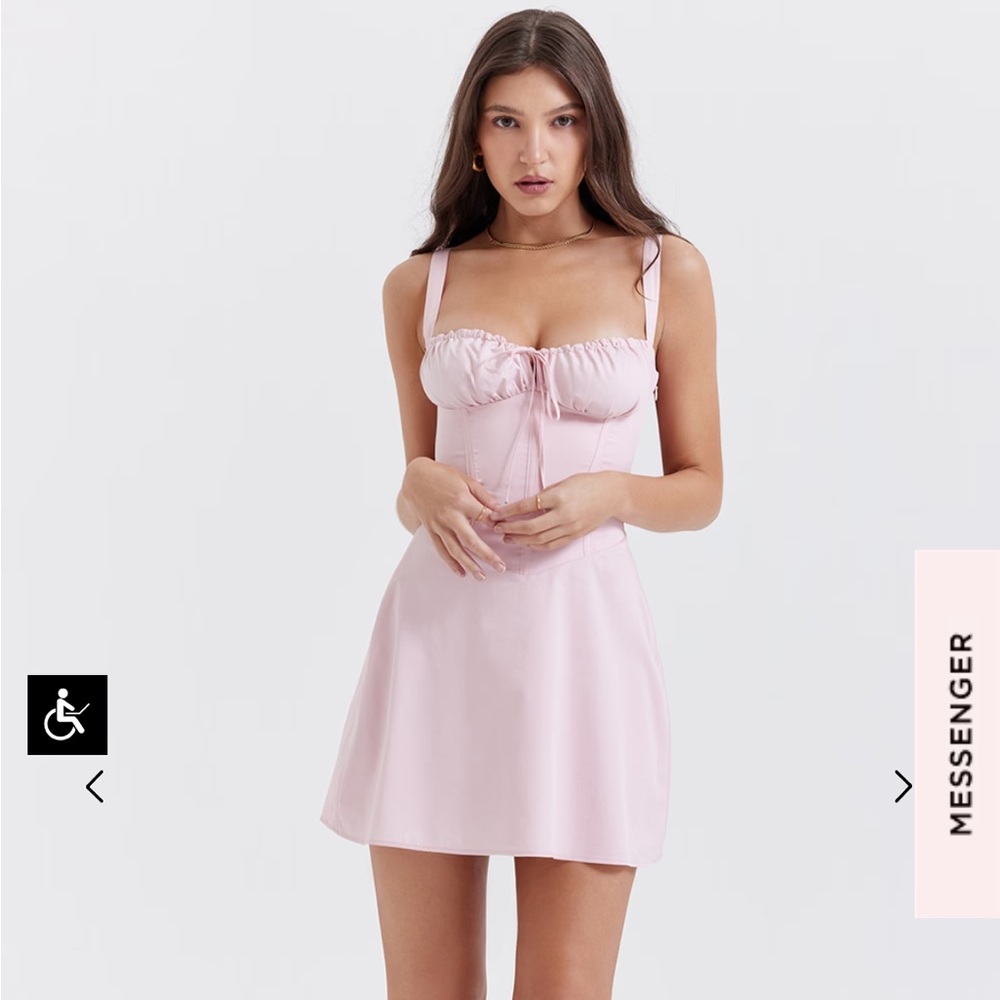 House of CB CARLOTTA